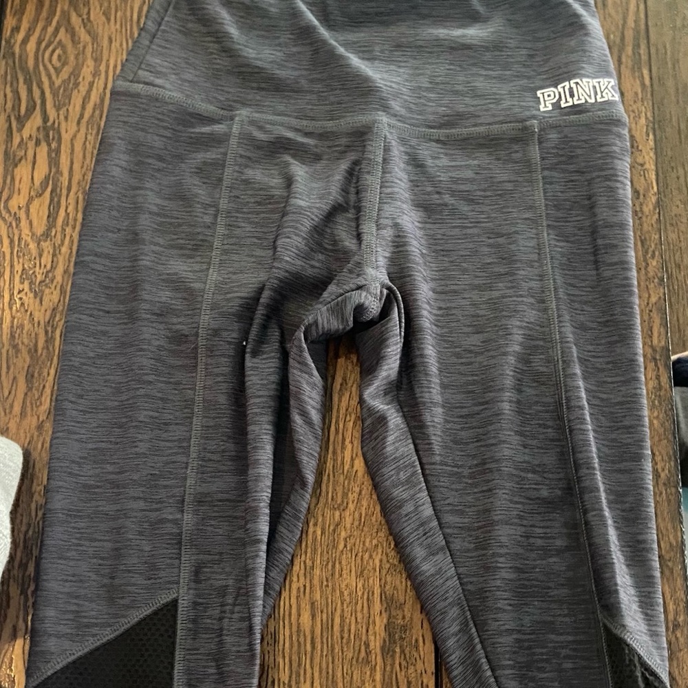 Pink active leggings!